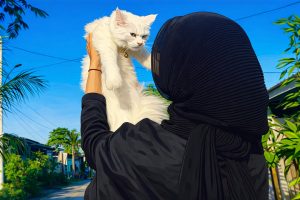 Cerpen: Gadis Usia Delapan